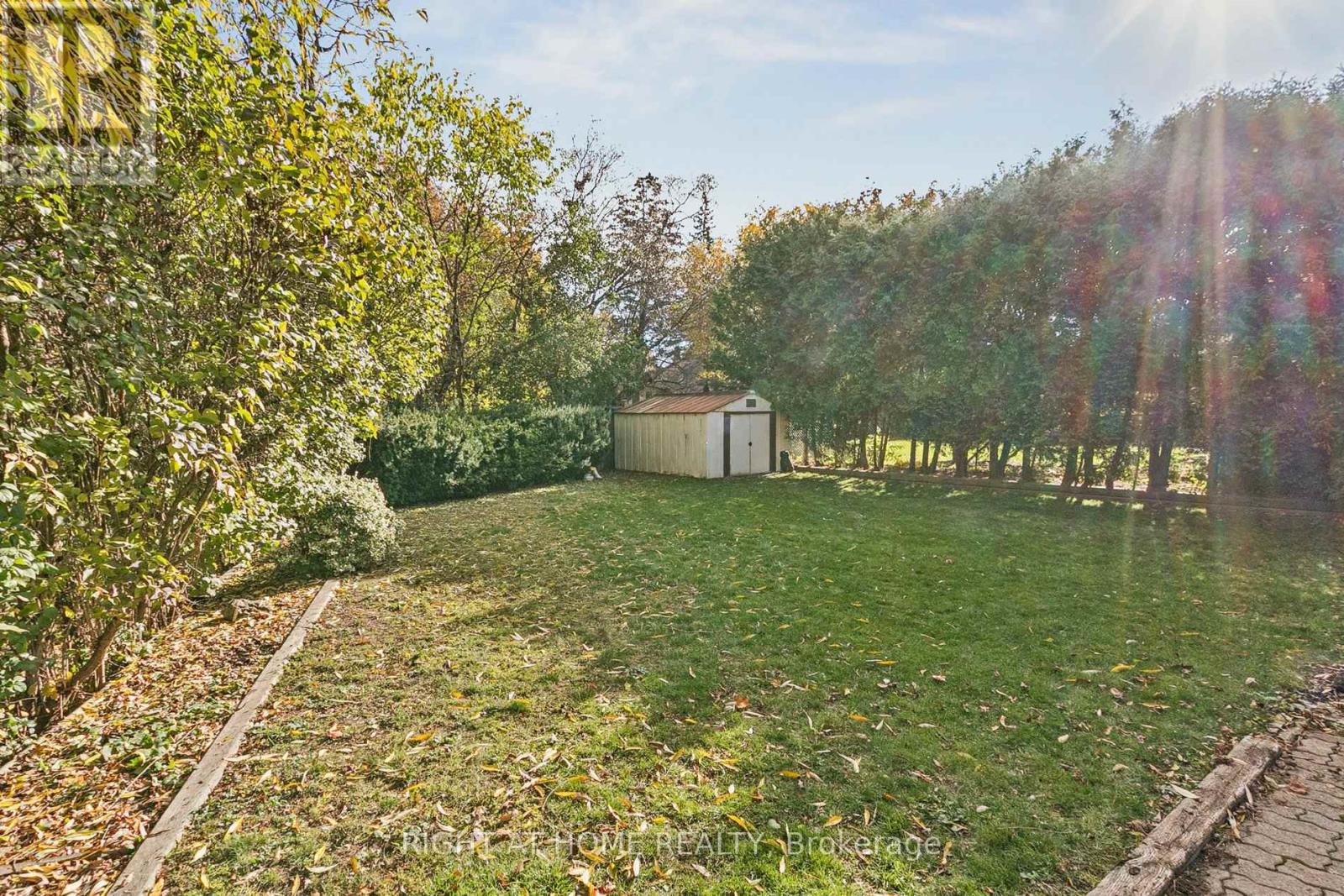 421 East Avenue E, Toronto, Ontario  M1C 2W7 - Photo 22 - E12530898