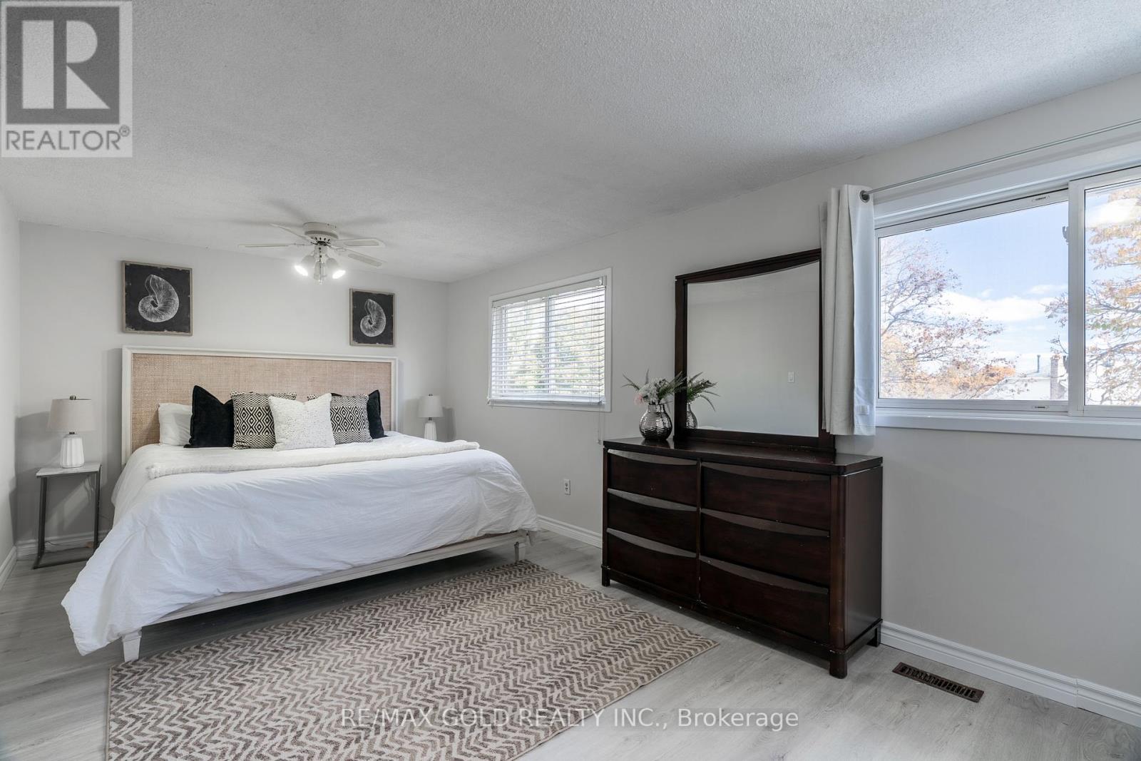 36 Guthrie Crescent, Whitby, Ontario  L1P 1A5 - Photo 15 - E12530964