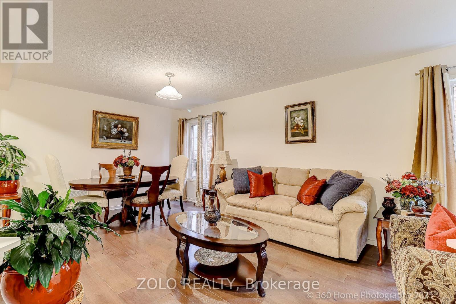 2012 Queensbury Drive, Oshawa, Ontario  L1K 0R9 - Photo 4 - E12530966