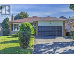 3 HARTSDALE DRIVE, Toronto, Ontario