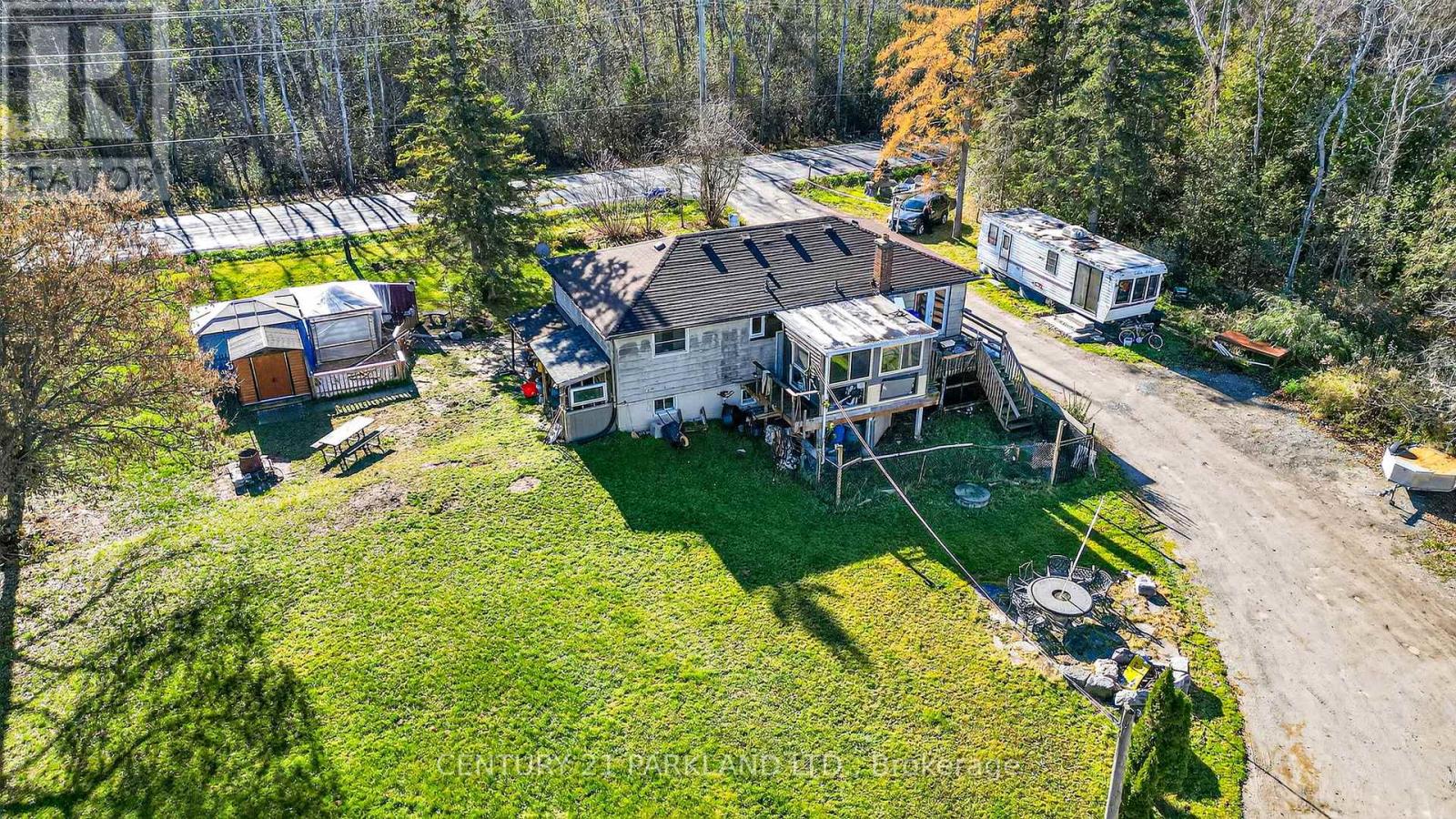 4762 Old Homestead Road, Georgina, Ontario  L0E 1R0 - Photo 4 - N12530868