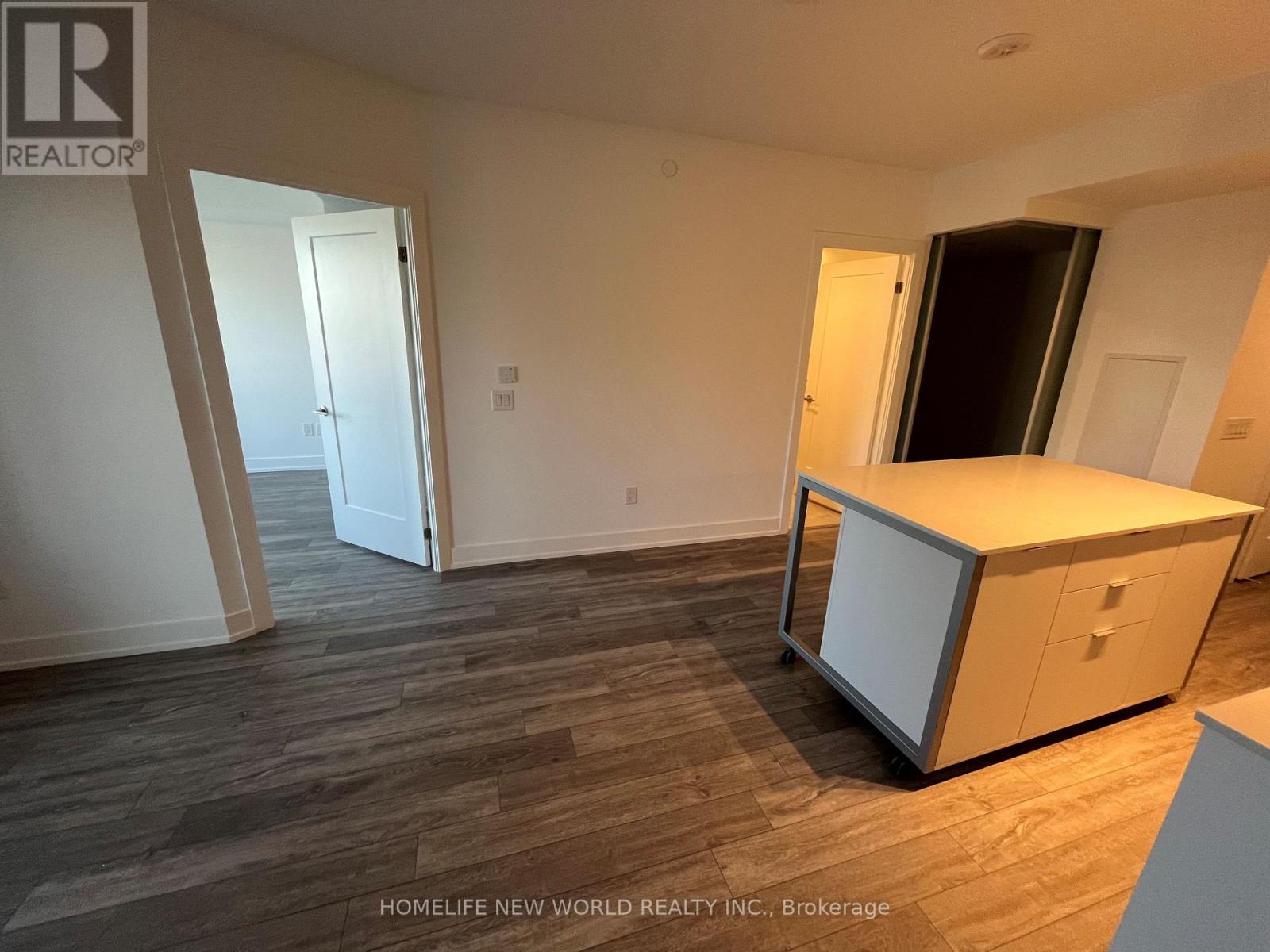 716 - 9 Clegg Road N, Markham, Ontario  L6G 0H3 - Photo 5 - N12530926