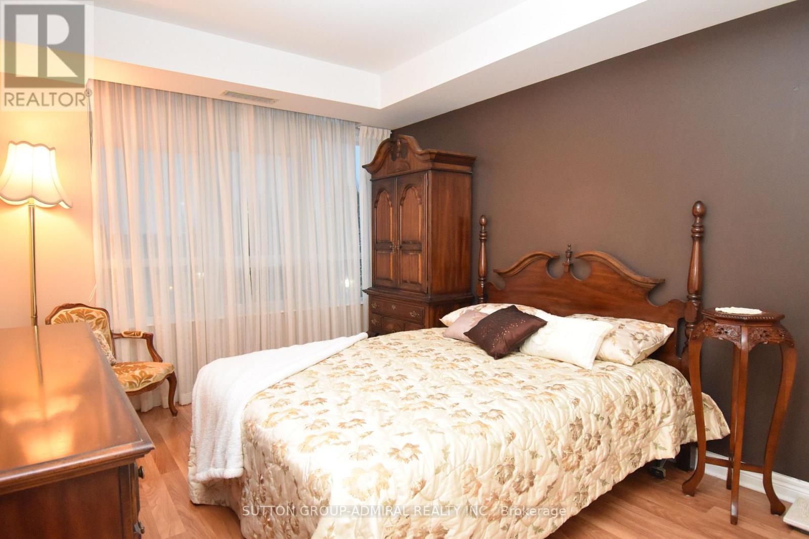 304 - 100 Promenade Circle, Vaughan, Ontario  L4J 7W7 - Photo 10 - N12530970