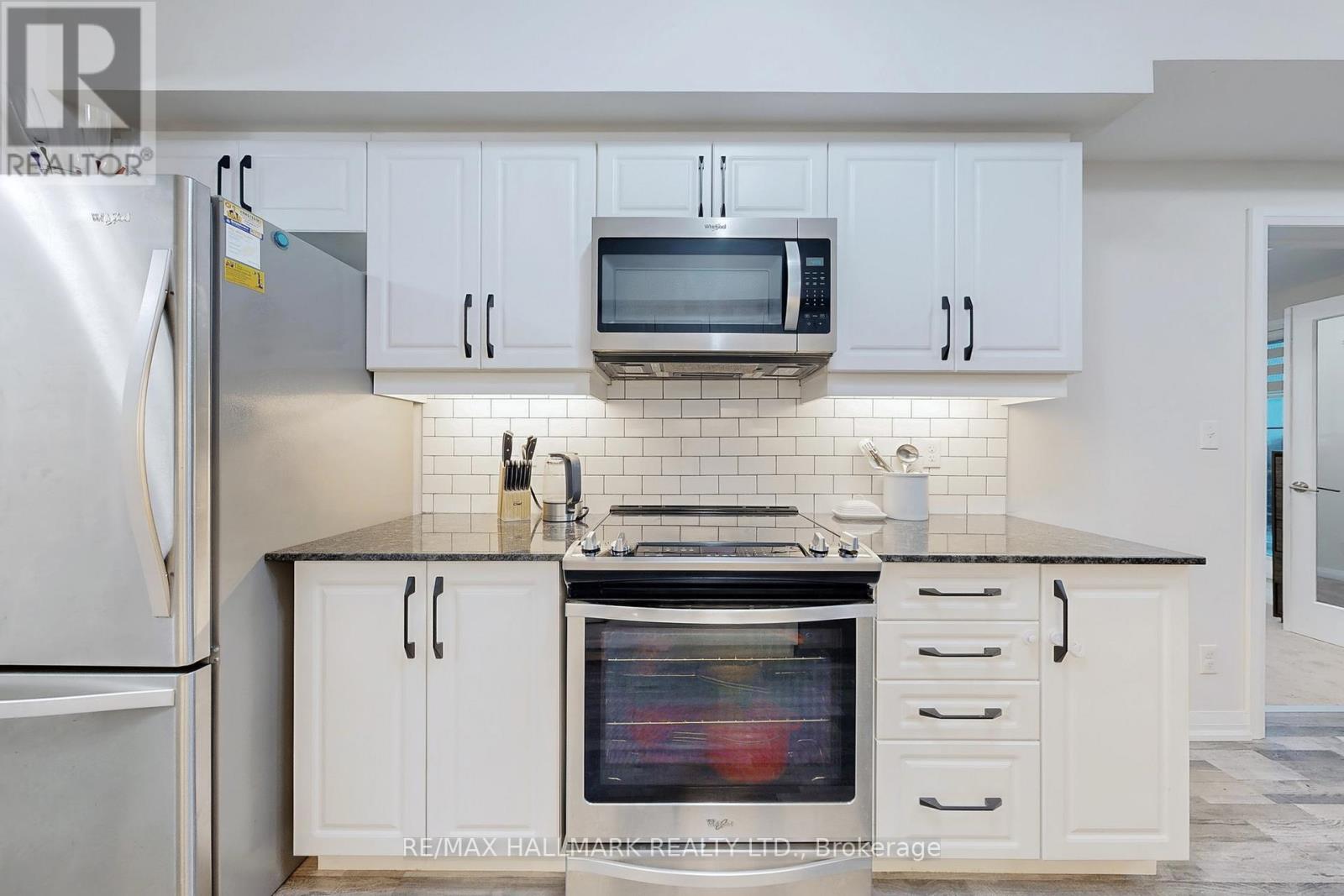 417 - 54 Koda Street, Barrie, Ontario  L9J 0J6 - Photo 15 - S12530874