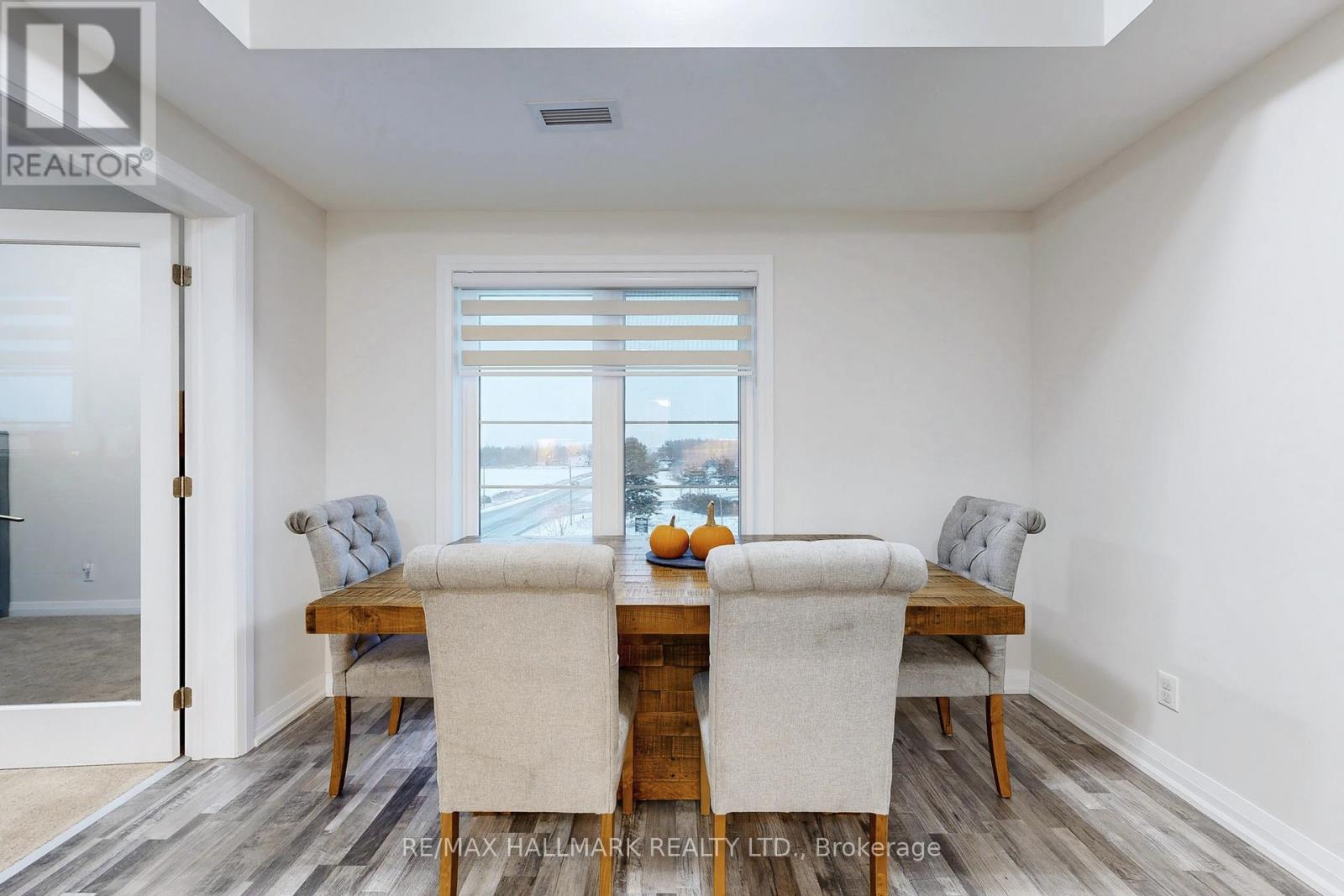 417 - 54 Koda Street, Barrie, Ontario  L9J 0J6 - Photo 9 - S12530874