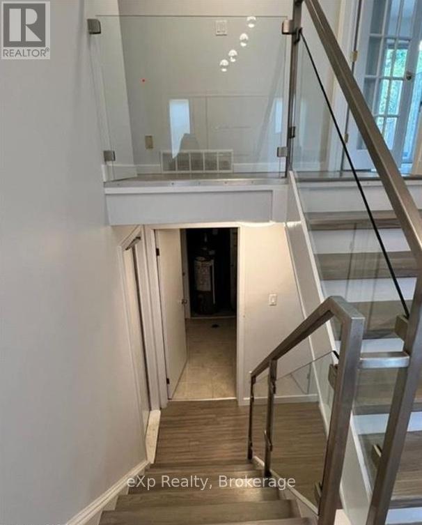 213 Northlake Drive, Waterloo, Ontario  N2V 1A6 - Photo 11 - X12530986