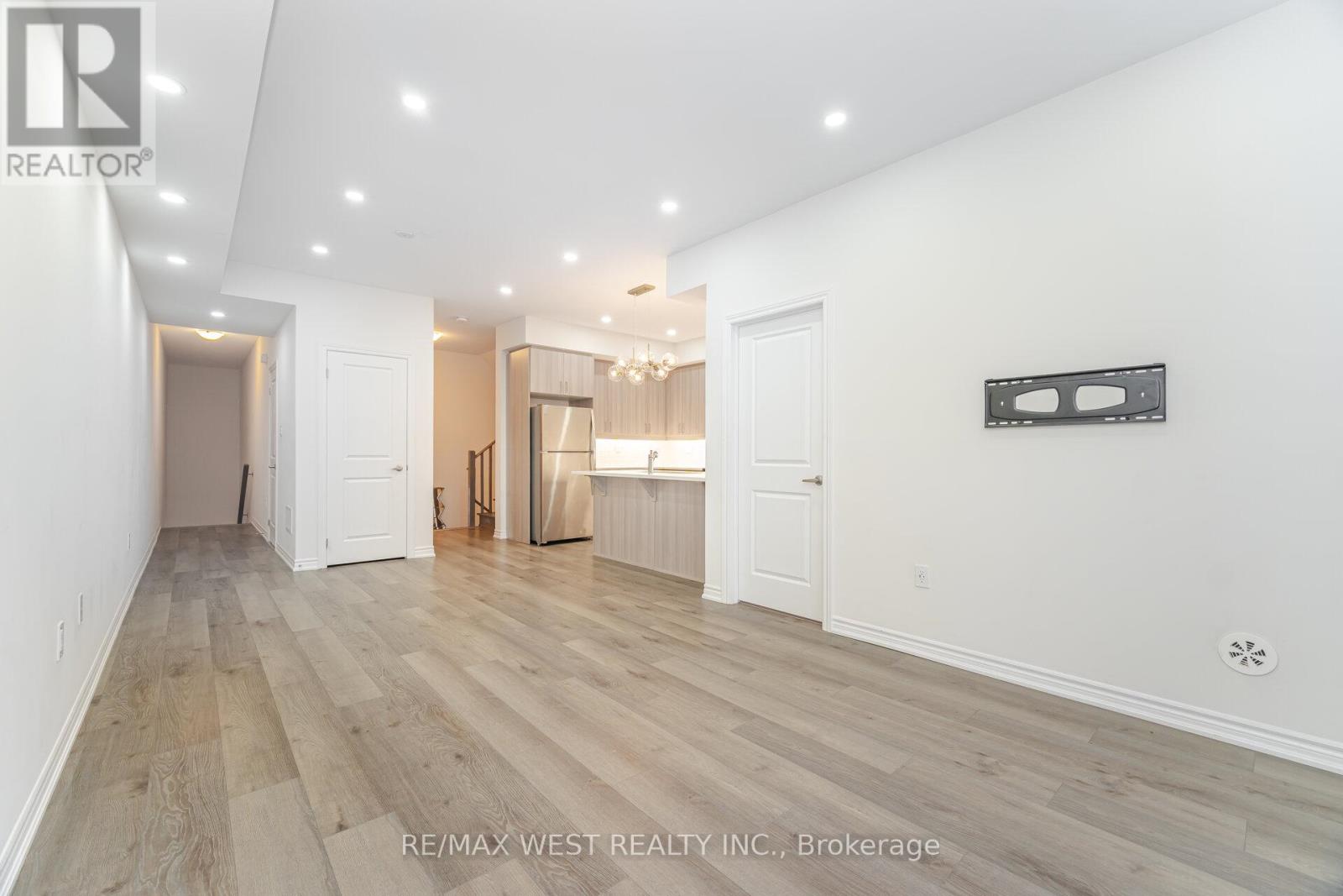 14 - 30 Woodstream Drive, Toronto, Ontario  M9W 0G1 - Photo 15 - W12530856