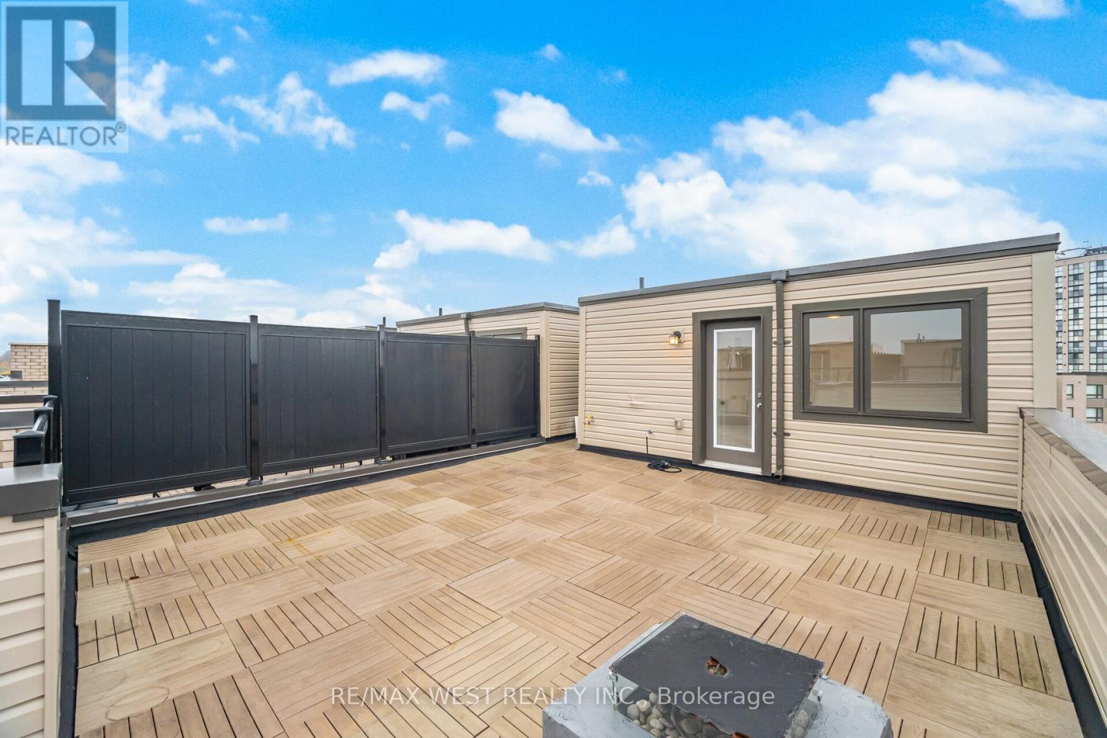 14 - 30 Woodstream Drive, Toronto, Ontario  M9W 0G1 - Photo 43 - W12530856