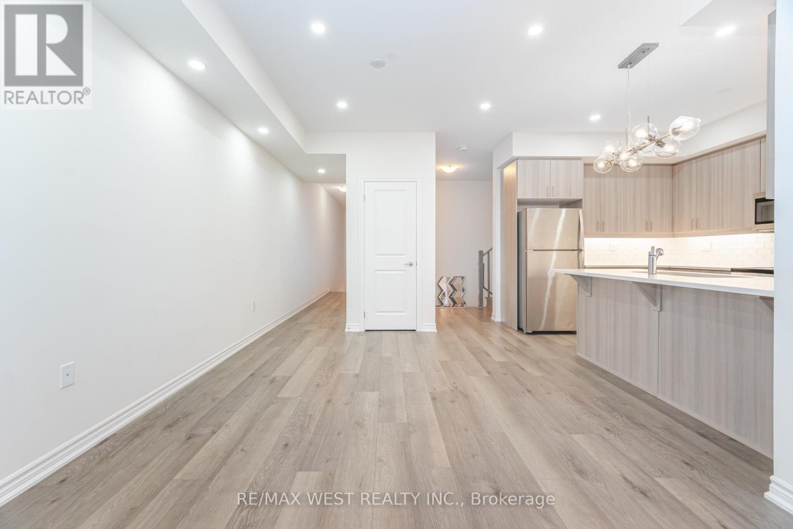 14 - 30 Woodstream Drive, Toronto, Ontario  M9W 0G1 - Photo 7 - W12530856