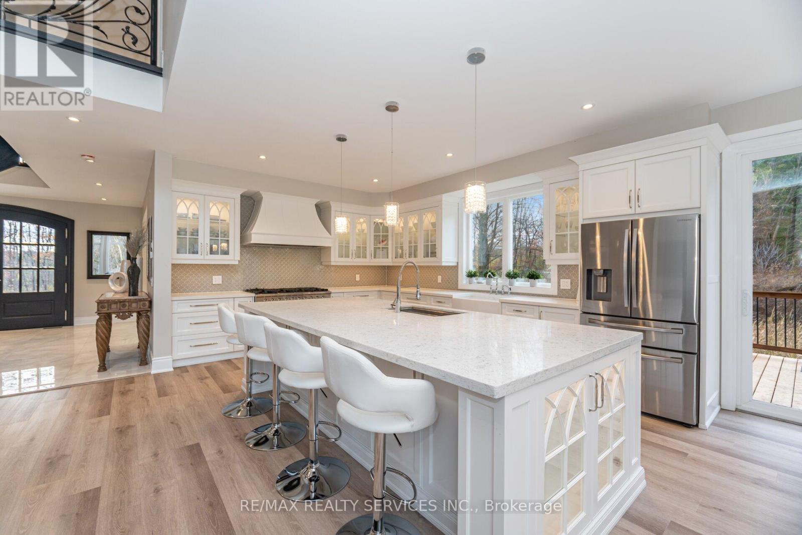 17711 Humber Station Road, Caledon, Ontario  L7E 3A7 - Photo 5 - W12530878