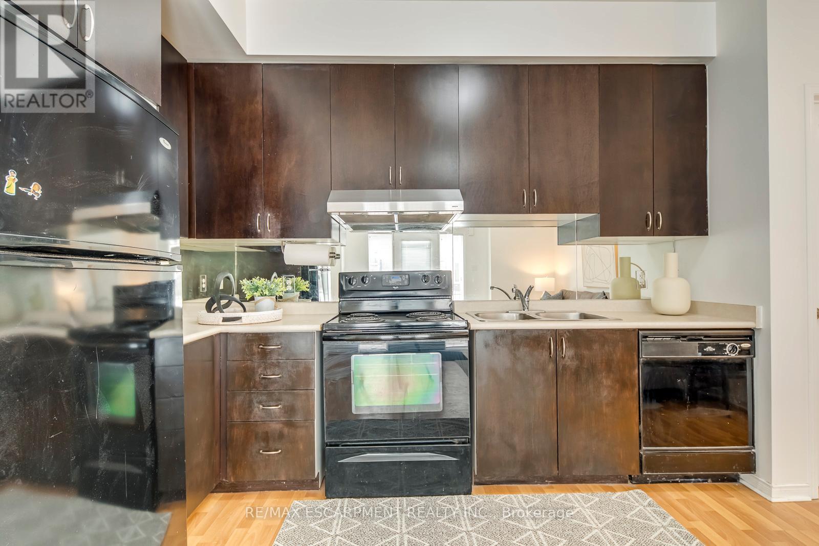 118 - 3050 Erin Centre Boulevard, Mississauga, Ontario  L5M 0P5 - Photo 16 - W12530880