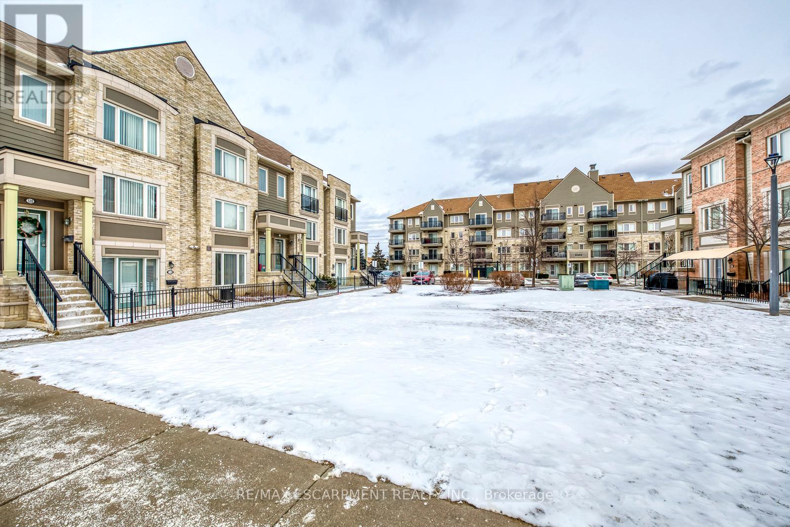 118 - 3050 Erin Centre Boulevard, Mississauga, Ontario  L5M 0P5 - Photo 2 - W12530880