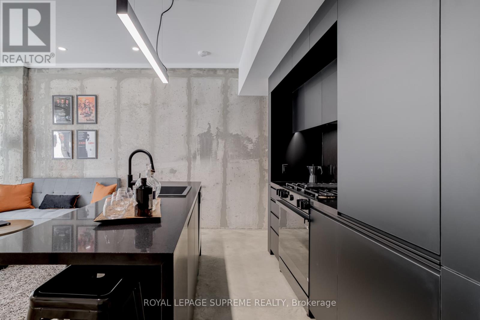 2 - 101 Bernice Crescent, Toronto, Ontario  M6N 1W7 - Photo 10 - W12530890