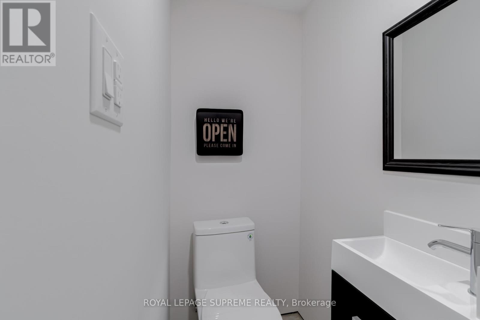 2 - 101 Bernice Crescent, Toronto, Ontario  M6N 1W7 - Photo 15 - W12530890