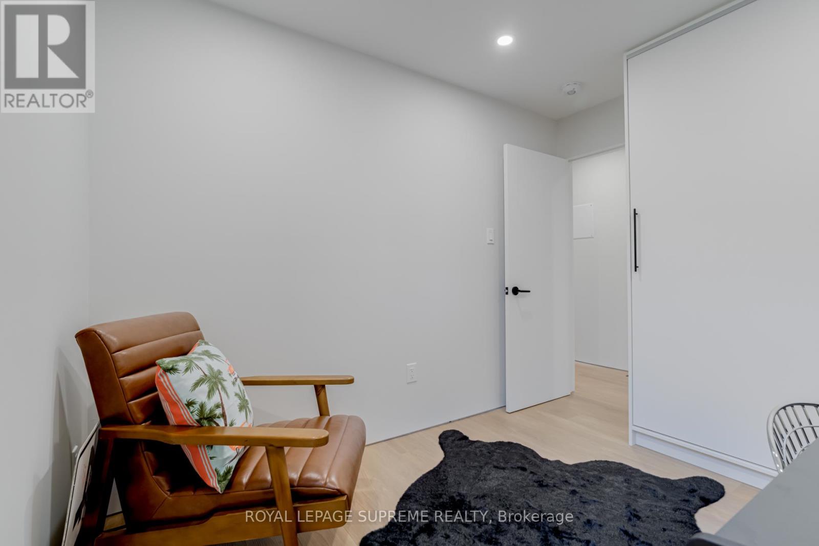 2 - 101 Bernice Crescent, Toronto, Ontario  M6N 1W7 - Photo 21 - W12530890