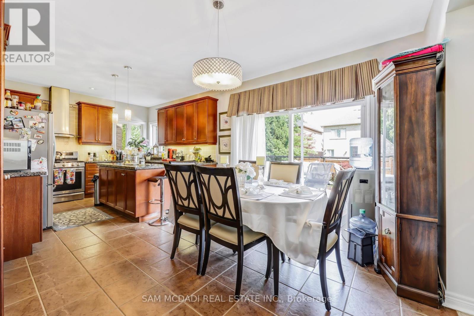 3306 Fox Run Circle, Oakville, Ontario  L6L 6W5 - Photo 14 - W12530892