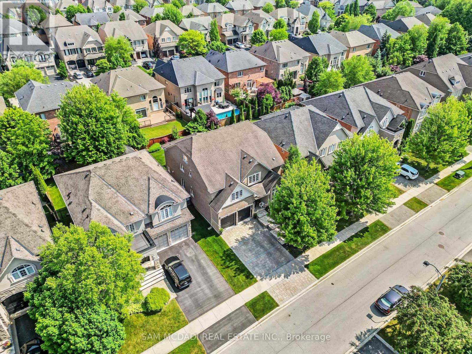 3306 Fox Run Circle, Oakville, Ontario  L6L 6W5 - Photo 45 - W12530892