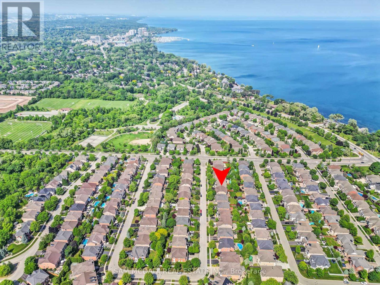 3306 Fox Run Circle, Oakville, Ontario  L6L 6W5 - Photo 47 - W12530892