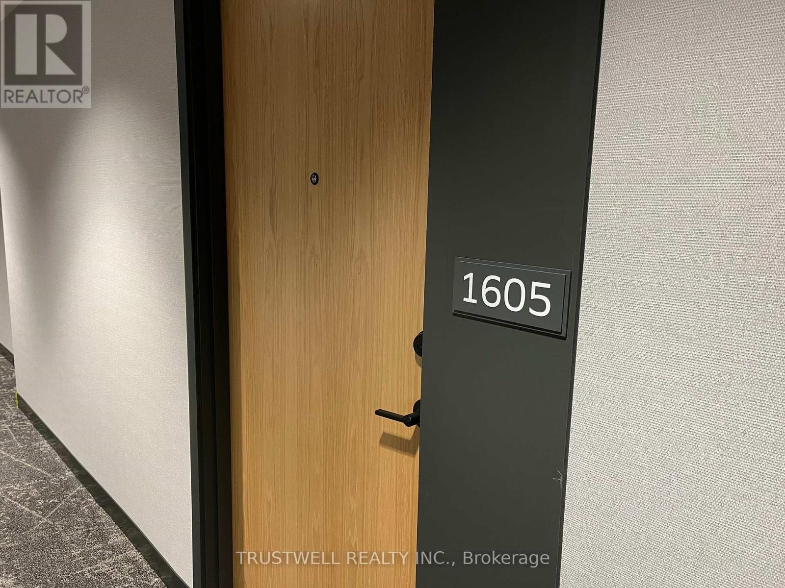 1605 - 2495 Eglinton Avenue W, Mississauga, Ontario  L5M 2V8 - Photo 2 - W12530894