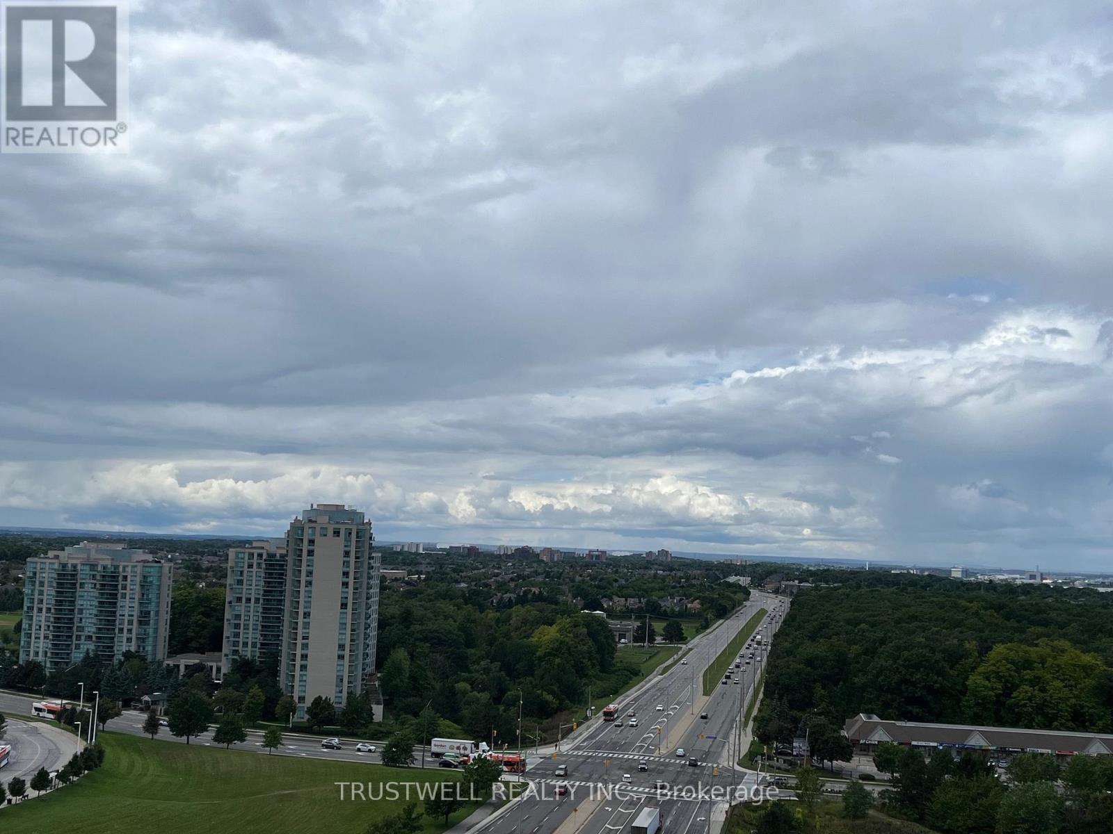 1605 - 2495 Eglinton Avenue W, Mississauga, Ontario  L5M 2V8 - Photo 9 - W12530894