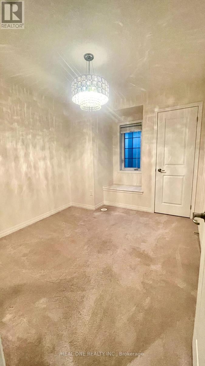 295 Ellen Davidson Drive, Oakville, Ontario  L6M 0V2 - Photo 21 - W12530906