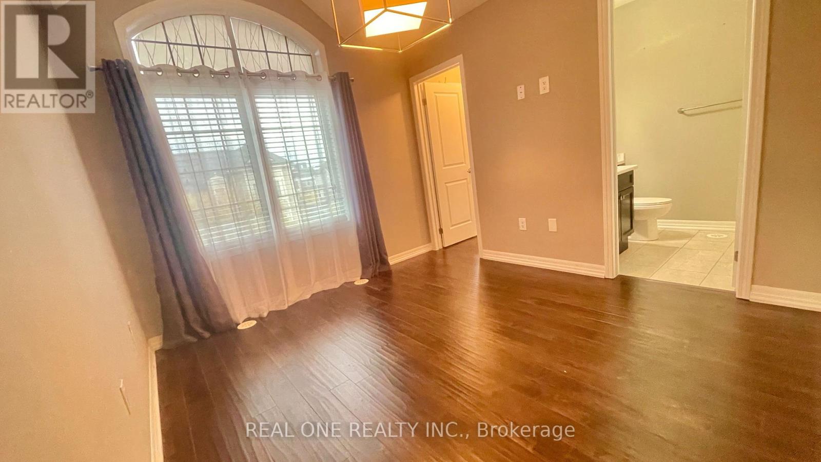 295 Ellen Davidson Drive, Oakville, Ontario  L6M 0V2 - Photo 23 - W12530906