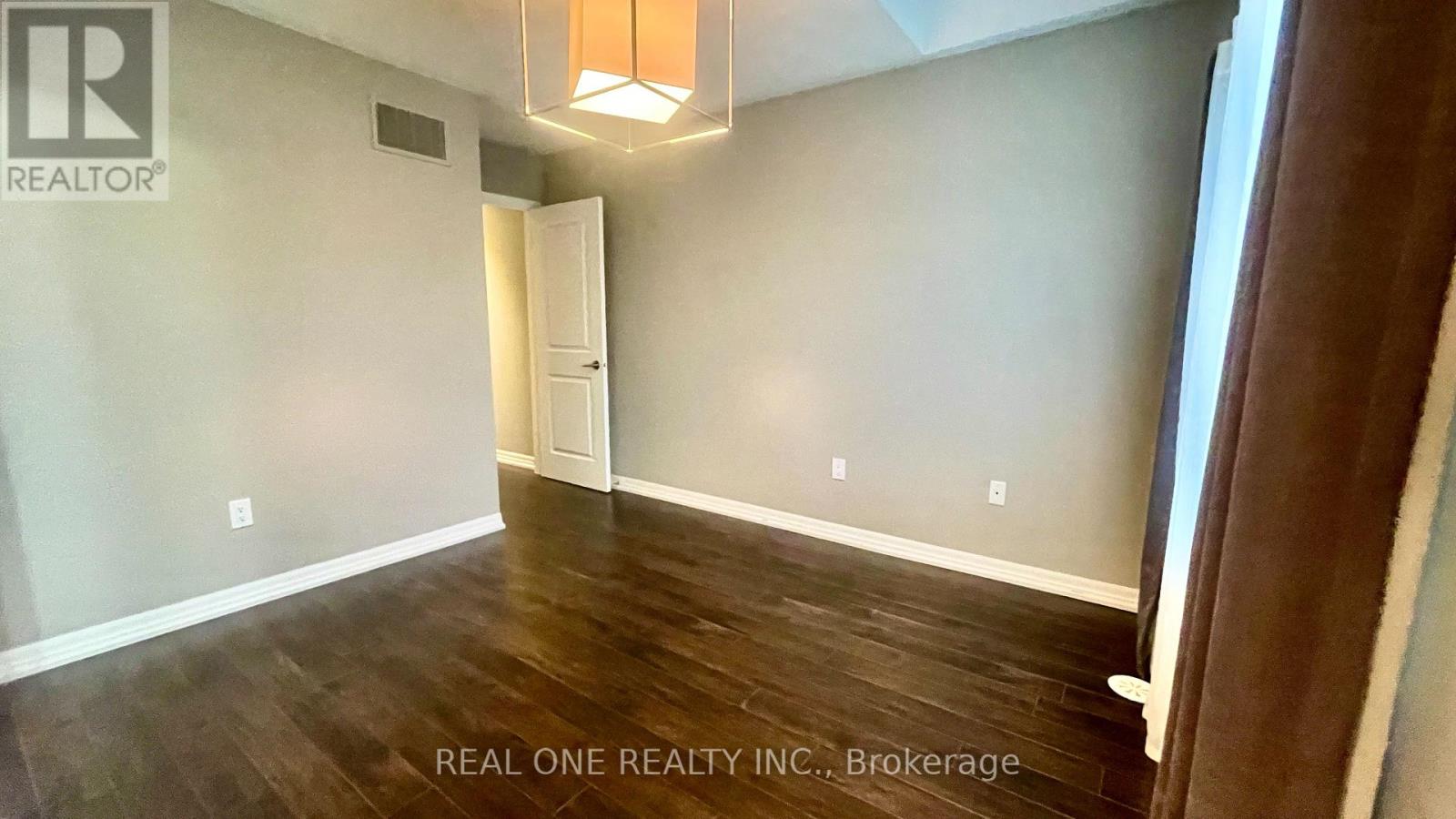 295 Ellen Davidson Drive, Oakville, Ontario  L6M 0V2 - Photo 24 - W12530906