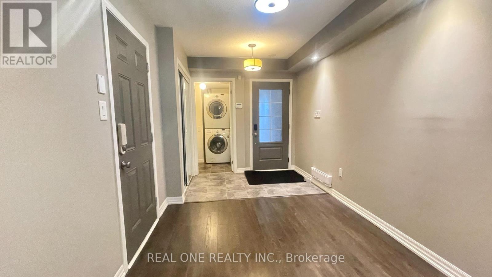 295 Ellen Davidson Drive, Oakville, Ontario  L6M 0V2 - Photo 3 - W12530906