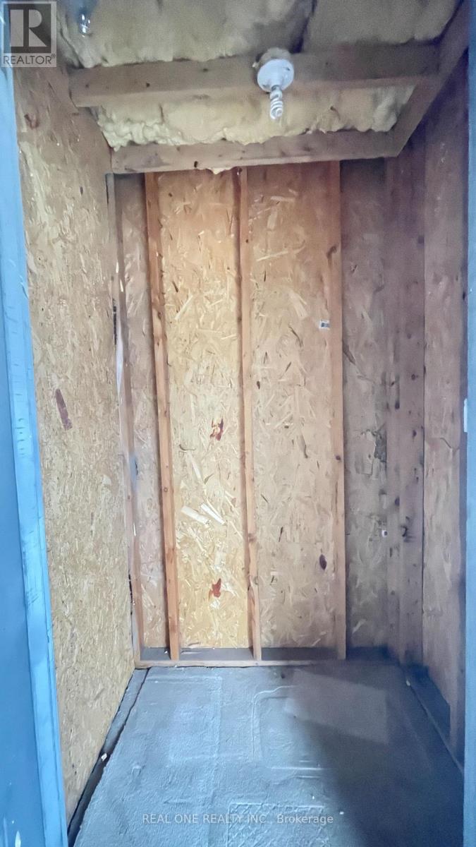 295 Ellen Davidson Drive, Oakville, Ontario  L6M 0V2 - Photo 31 - W12530906