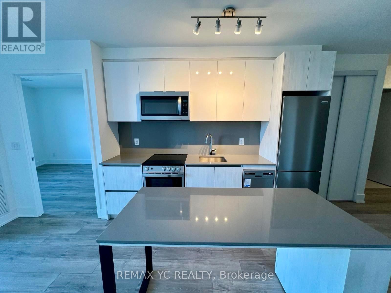 620 - 3100 Keele Street, Toronto, Ontario  M3M 0E1 - Photo 3 - W12530956