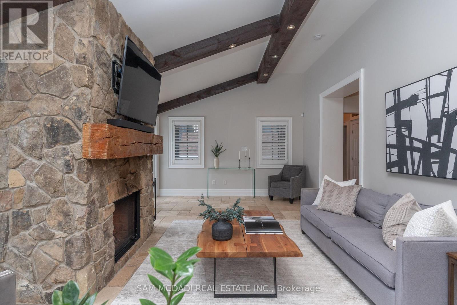 25 Victoria Street, Milton, Ontario  L9T 1S5 - Photo 13 - W12530960