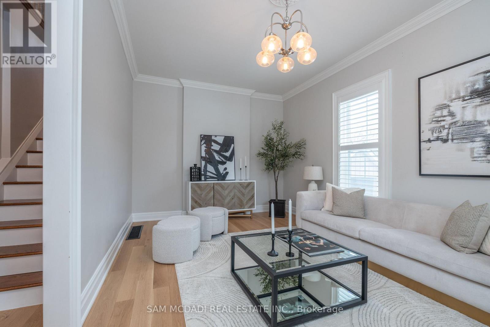 25 Victoria Street, Milton, Ontario  L9T 1S5 - Photo 3 - W12530960