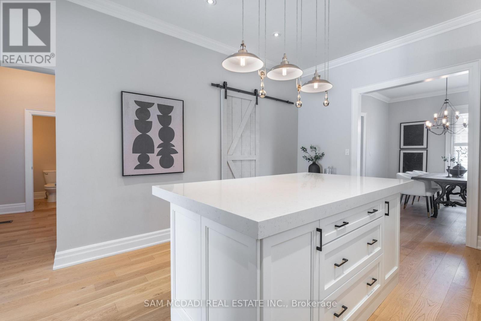 25 Victoria Street, Milton, Ontario  L9T 1S5 - Photo 9 - W12530960