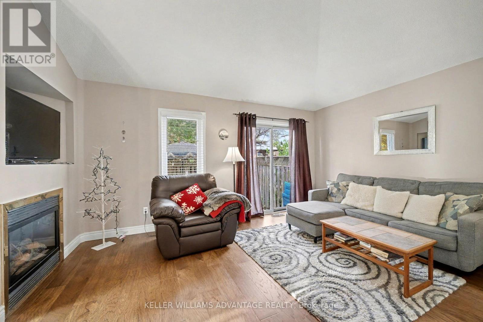 17 James Young Drive, Halton Hills, Ontario  L7G 5S6 - Photo 13 - W12530968