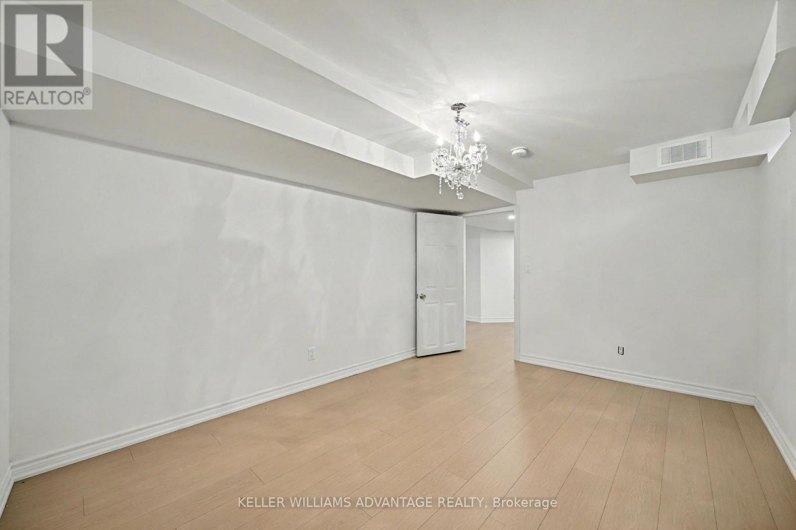 17 James Young Drive, Halton Hills, Ontario  L7G 5S6 - Photo 32 - W12530968