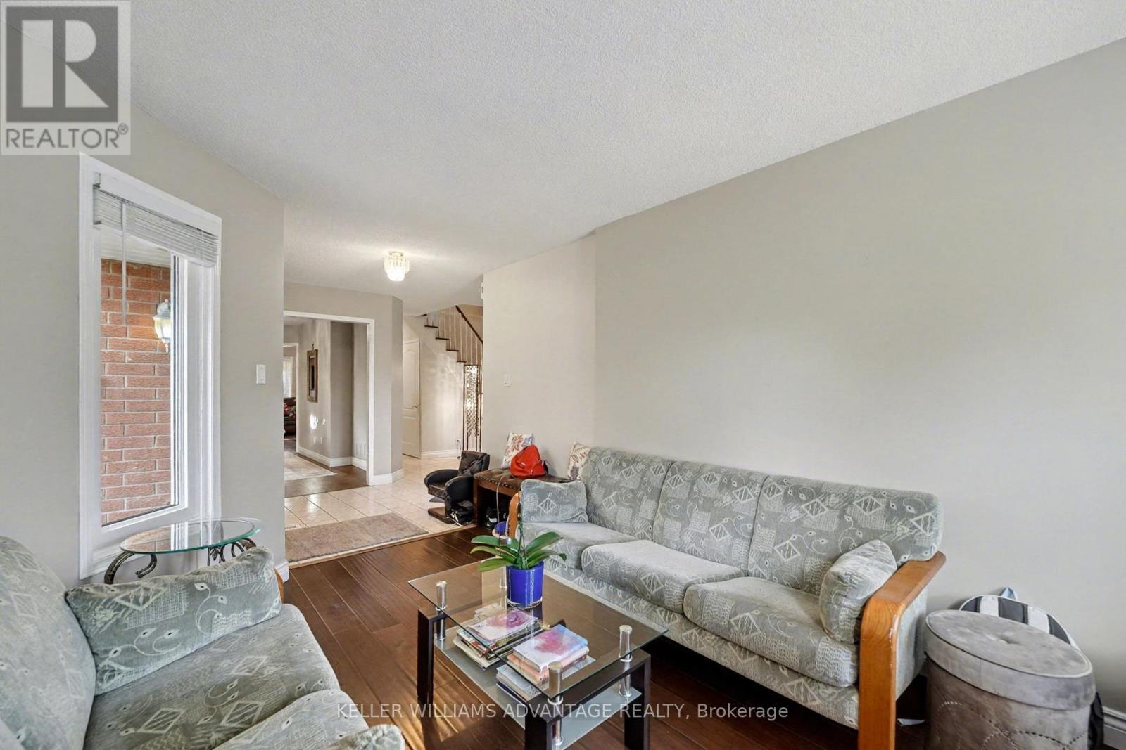 17 James Young Drive, Halton Hills, Ontario  L7G 5S6 - Photo 8 - W12530968