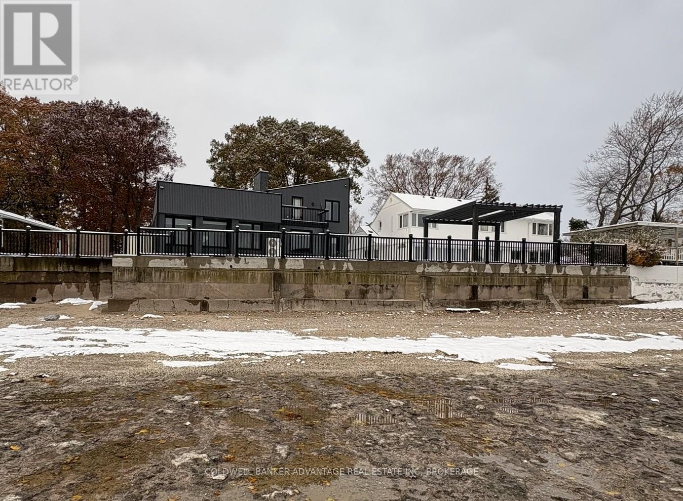 13 Lakewood Crescent, Port Colborne, Ontario  L3K 2S9 - Photo 5 - X12530974