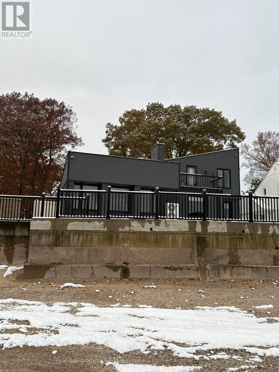 13 Lakewood Crescent, Port Colborne, Ontario  L3K 2S9 - Photo 8 - X12530974