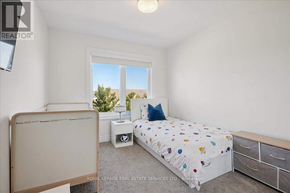 2180 Postmaster Drive, Oakville, Ontario  L6M 5T1 - Photo 27 - W12437859