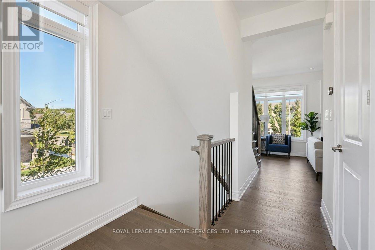 2180 Postmaster Drive, Oakville, Ontario  L6M 5T1 - Photo 29 - W12437859