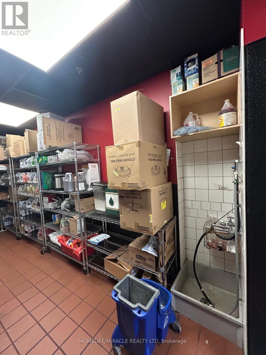 55 Macdonell Street, Guelph, Ontario  N1H 2Z4 - Photo 15 - X12530920