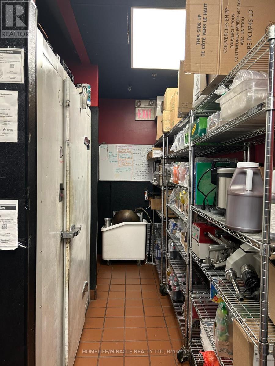 55 Macdonell Street, Guelph, Ontario  N1H 2Z4 - Photo 8 - X12530920