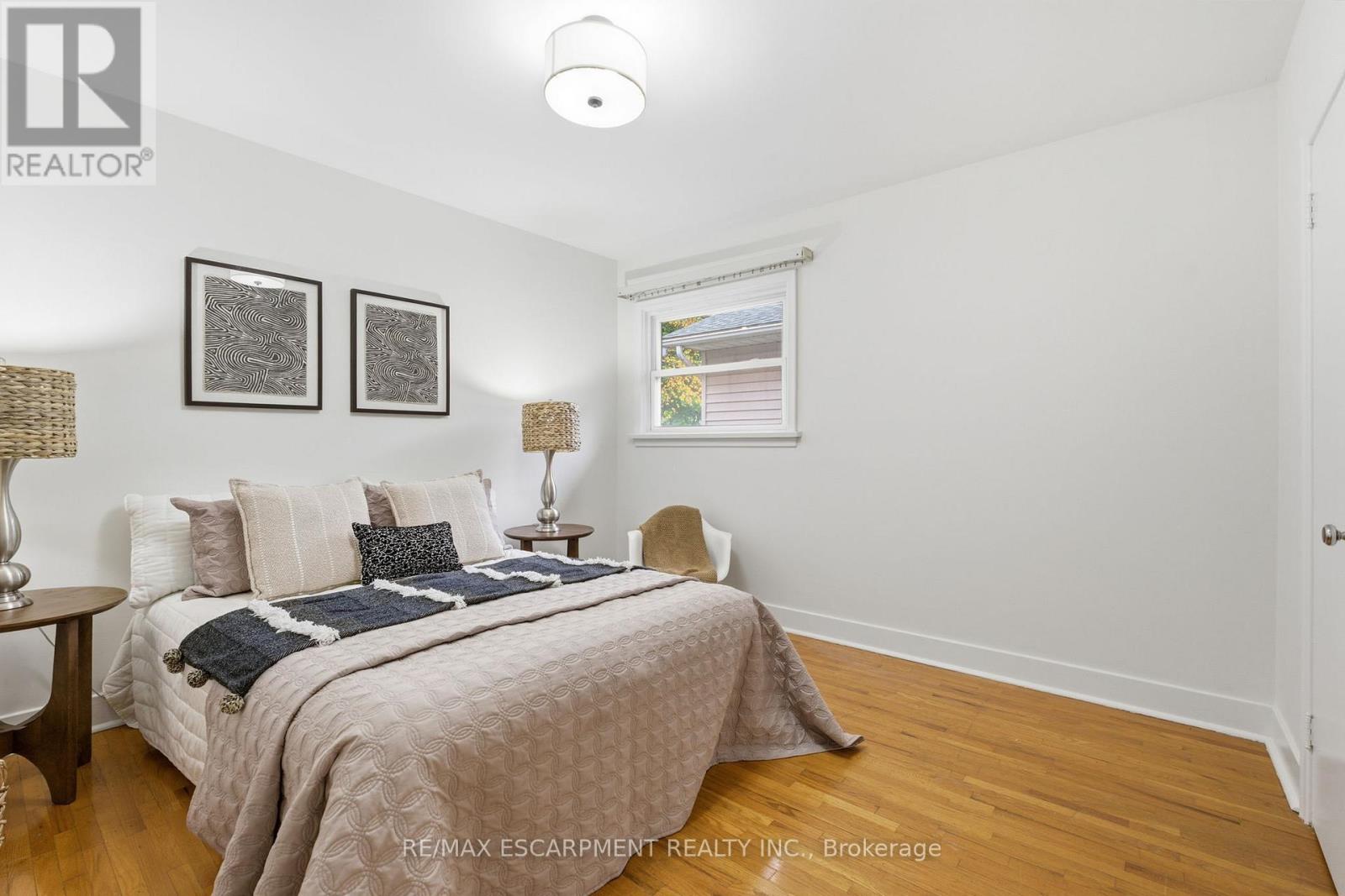 53 Livingston Avenue, Grimsby, Ontario  L3M 1L3 - Photo 20 - X12530922