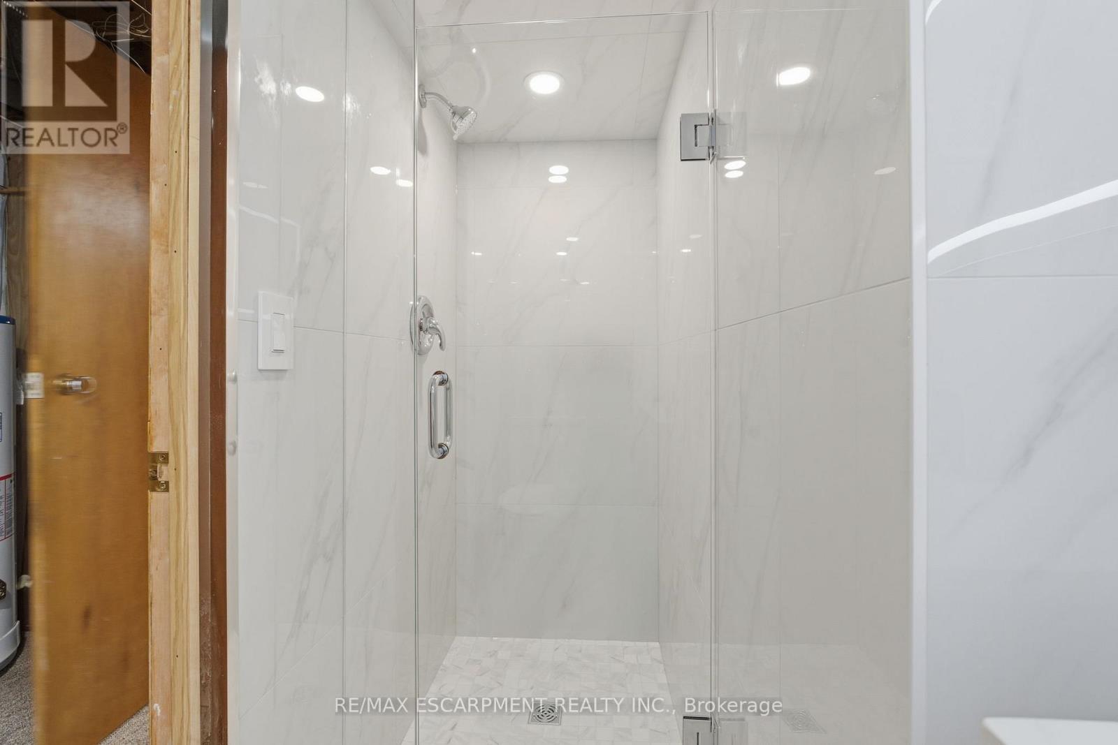 53 Livingston Avenue, Grimsby, Ontario  L3M 1L3 - Photo 26 - X12530922