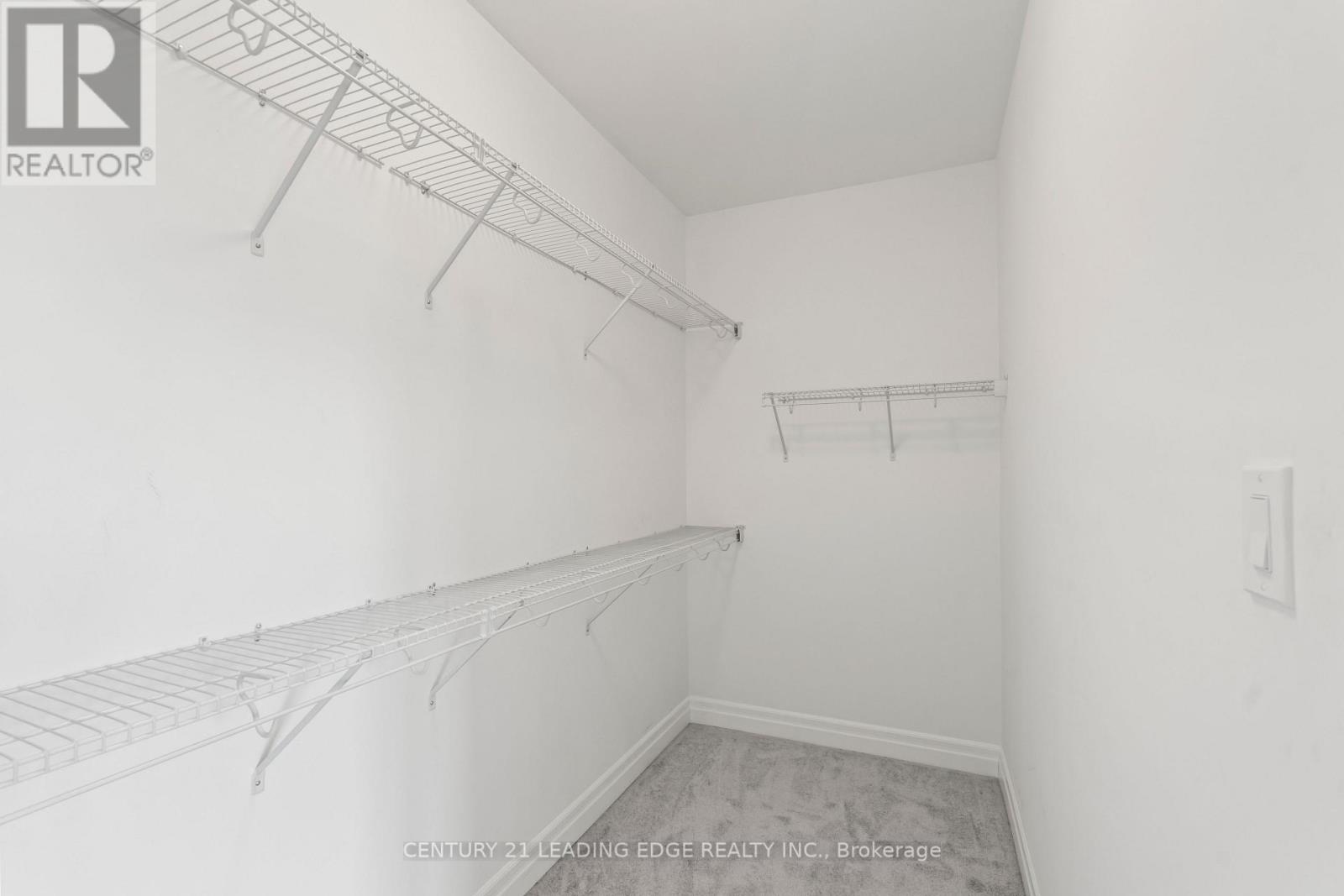 43 William Nador Street, Kitchener, Ontario  N2E 3X8 - Photo 32 - X12530958