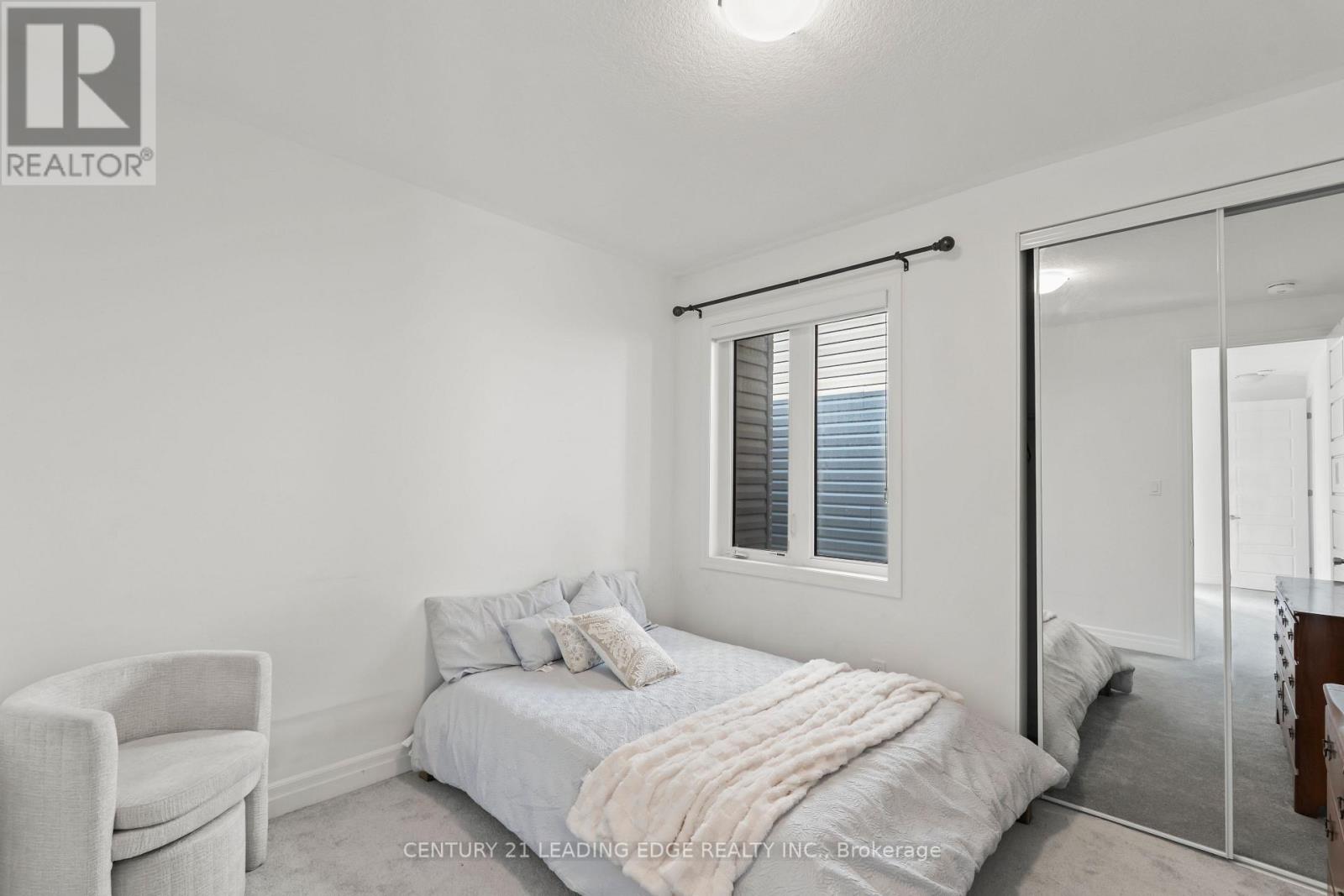 43 William Nador Street, Kitchener, Ontario  N2E 3X8 - Photo 36 - X12530958