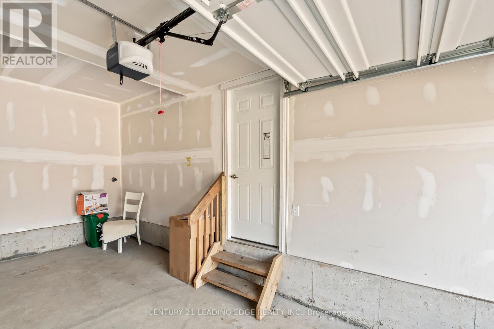 43 William Nador Street, Kitchener, Ontario  N2E 3X8 - Photo 50 - X12530958