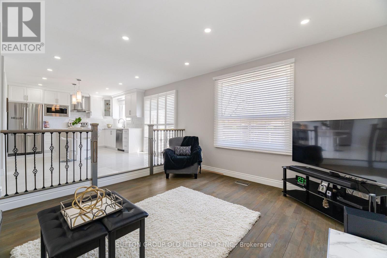 93 Indian Crescent, Hamilton, Ontario  L8V 4X4 - Photo 18 - X12530962