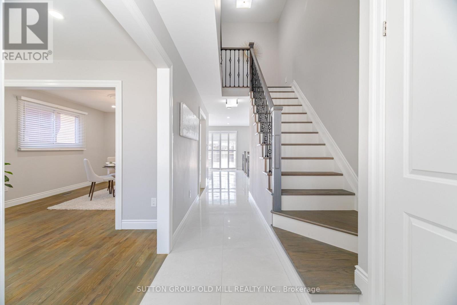 93 Indian Crescent, Hamilton, Ontario  L8V 4X4 - Photo 22 - X12530962