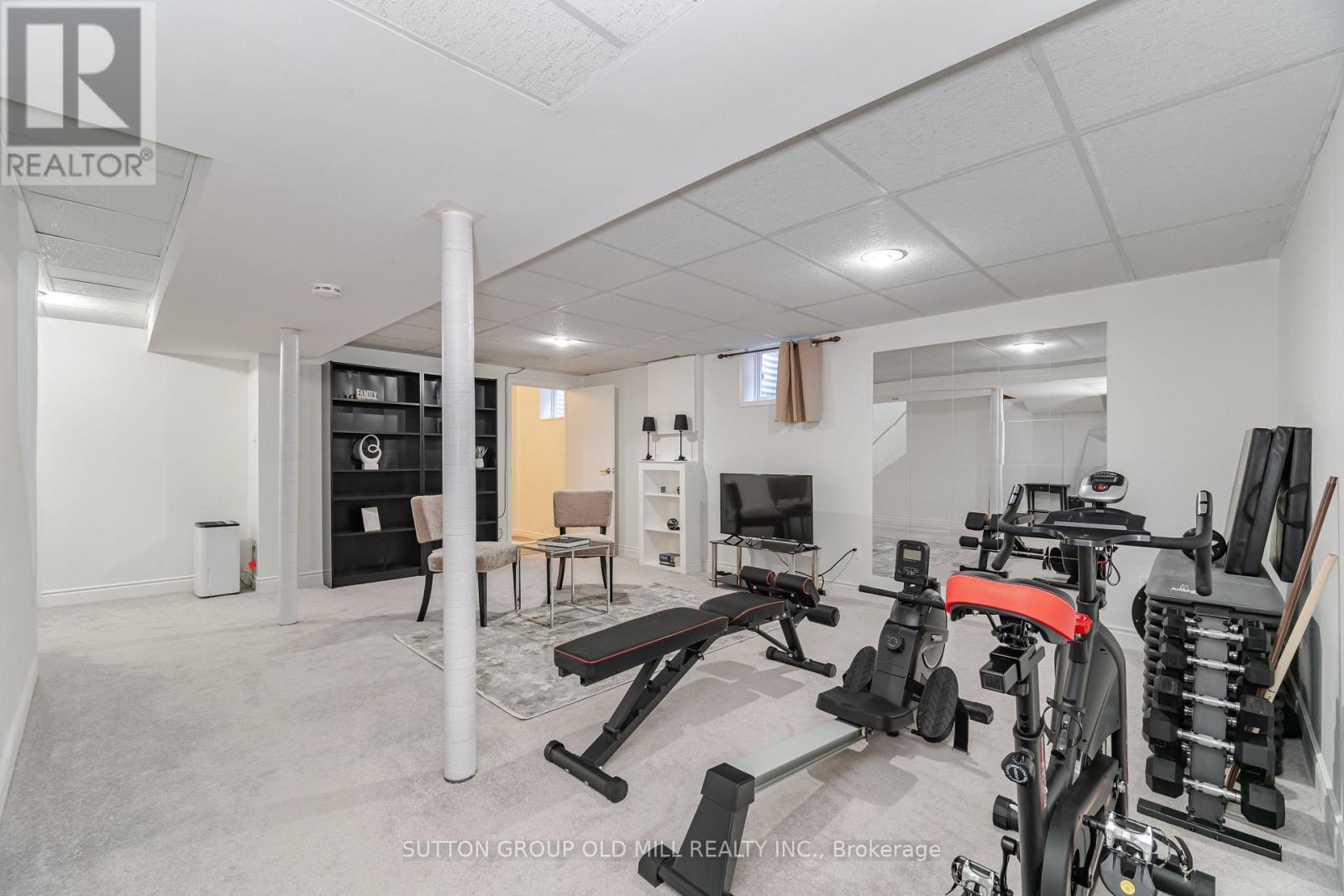 93 Indian Crescent, Hamilton, Ontario  L8V 4X4 - Photo 36 - X12530962